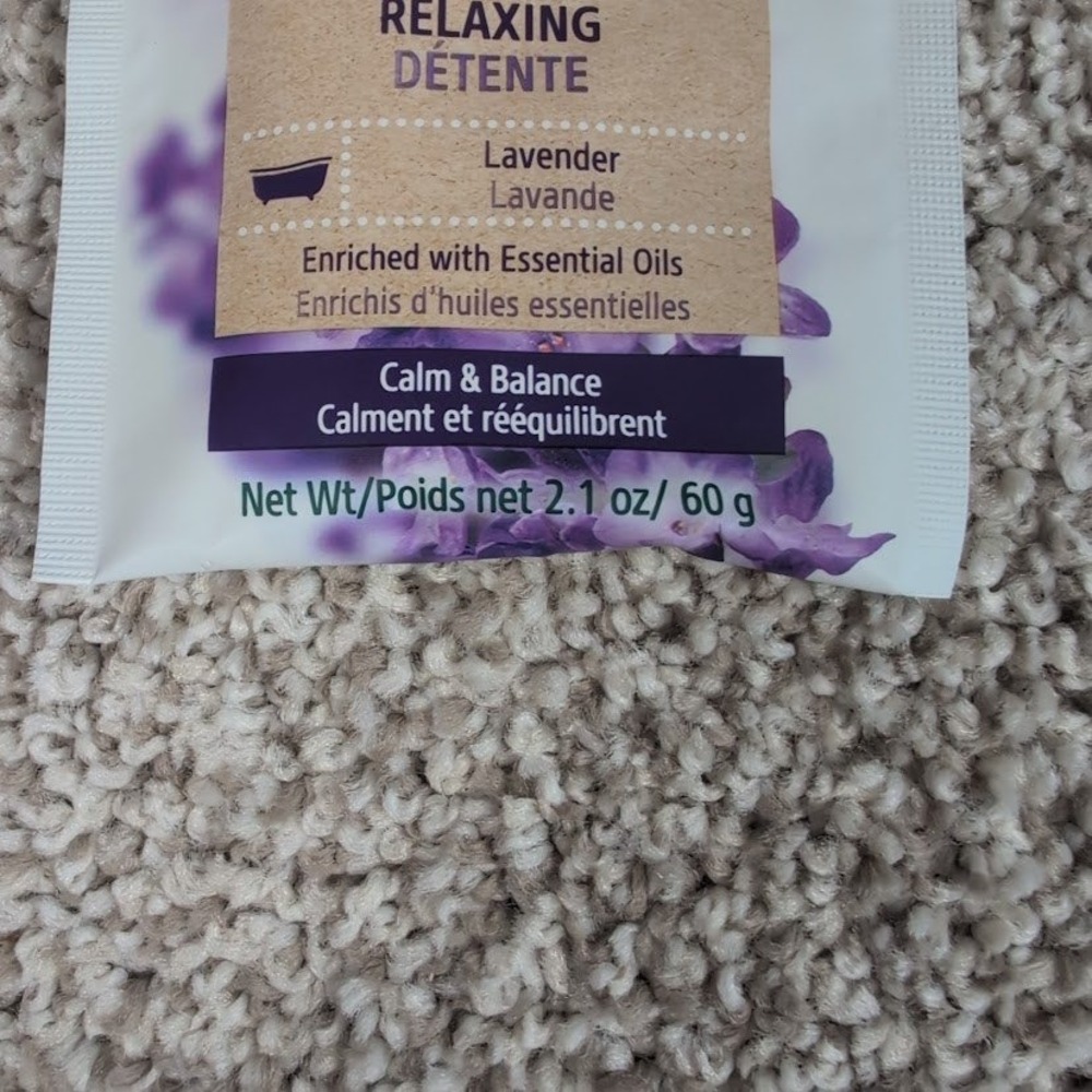 Kneipp Relaxing Lavender Mineral Bath Salt Ancient Sea Salt New 2.1 oz /‎ 60 g - Picture 2 of 3